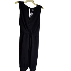 Elegant Black Sleeveless Dress